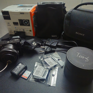 [풀박스+풀패키지] 소니 A6000 블랙 + 16-50mm 번들렌즈 (반사판 포함 풀옵션) 이미지