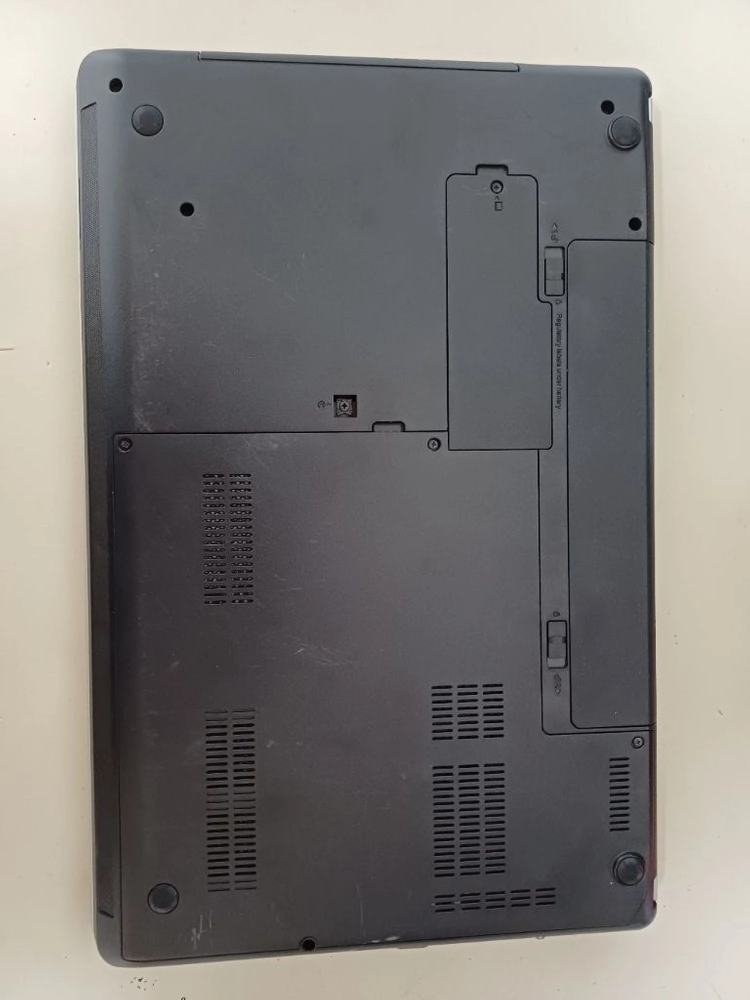 레노버 E530 15.6인치 노트북 8gb ram 64gb ssd 이미지