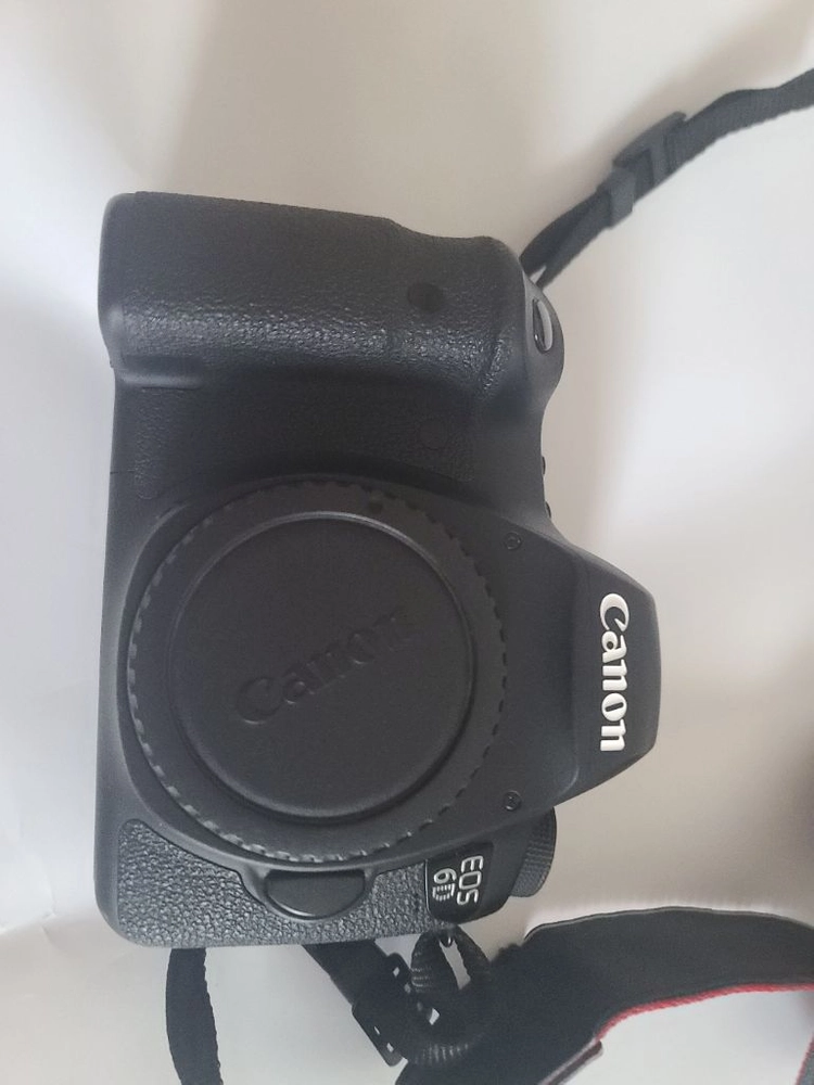 캐논 EOS 6D 바디 이미지