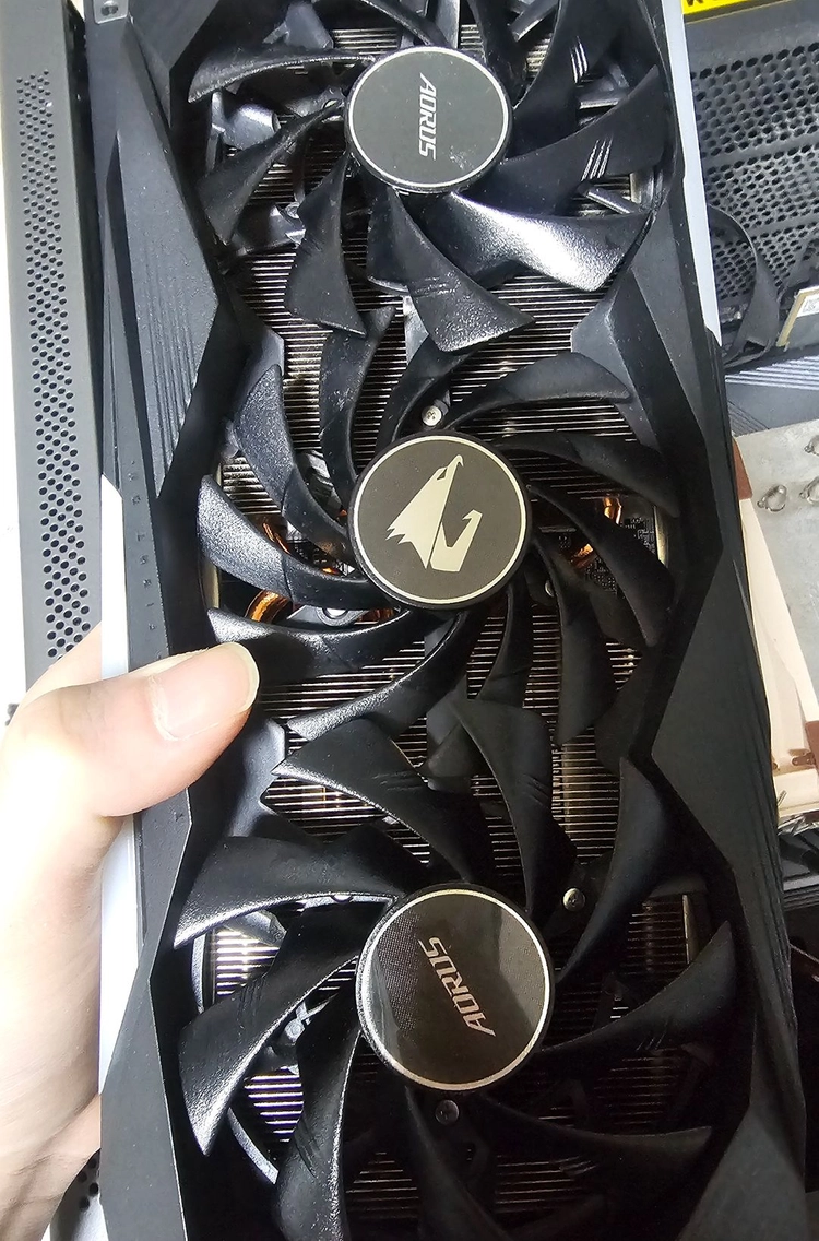 어로스 마스터 3070 8GB 판매합니다 GIGABYTE AORUS 지포스 RTX 3070 MASTER D6 8G - 안심되는 중고거래