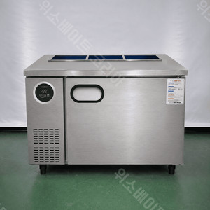 스타리온 반찬냉장고 1200 SR-V12EIEVG 12 앞작업대 25년식 상태최상 업소용 테이블냉장고 이미지
