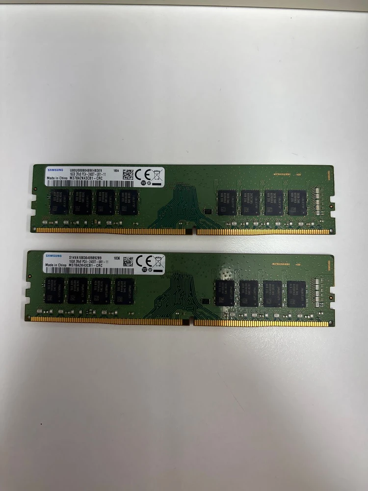 [미사용품/ 2개] 삼성 DDR4 16GB 데스크탑 램 m378a2k43cb1-crc 이미지