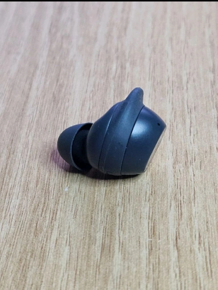버즈FE 그라파이트 오른쪽 SM-R400N 이미지
