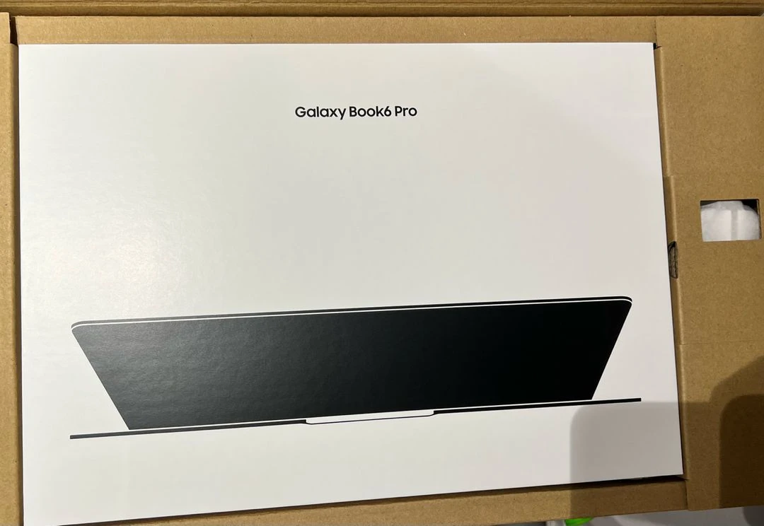 [단순개봉 새상품] 갤럭시북6 프로 NT940XJG-KD72S 이미지