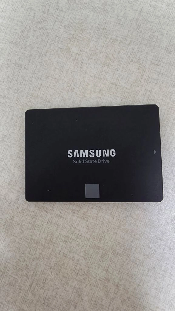 삼성전자 ssd 870evo 2tb 판매합니다 - 안심되는 중고거래