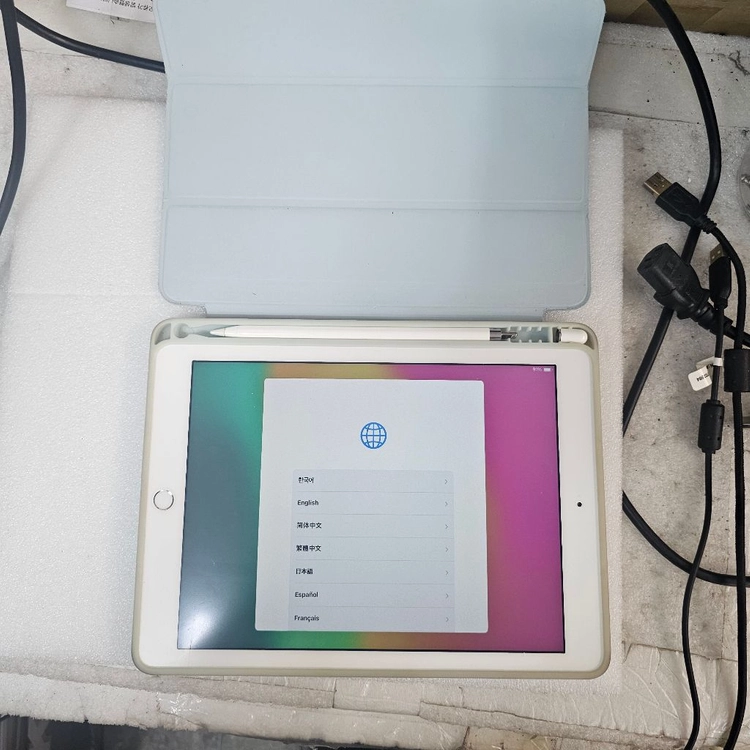아이패드 6세대 128GB 이미지