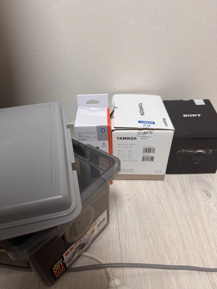 a7c2 + 탐론 28-75g2 외 악세서리 포함 일괄 이미지