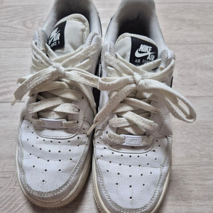 나이키 에어포스 흰검 이미지