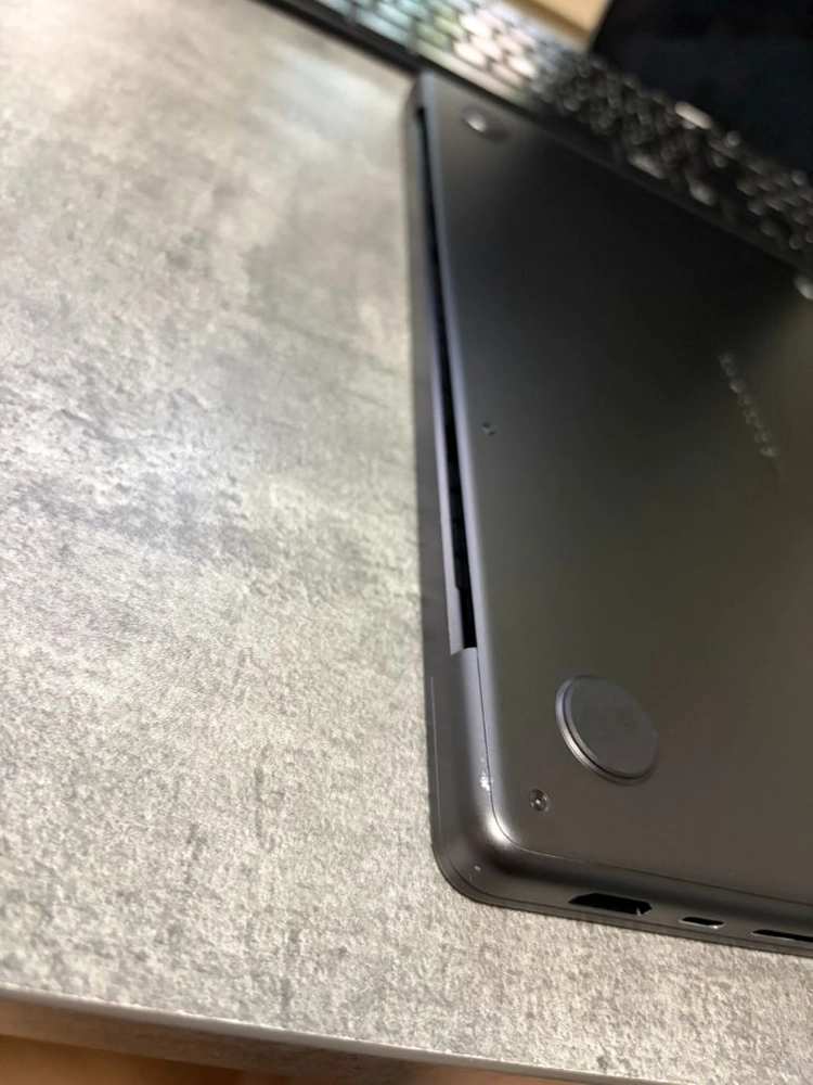 M3 pro 맥북프로 14인치 블랙 저렴히 판매 이미지