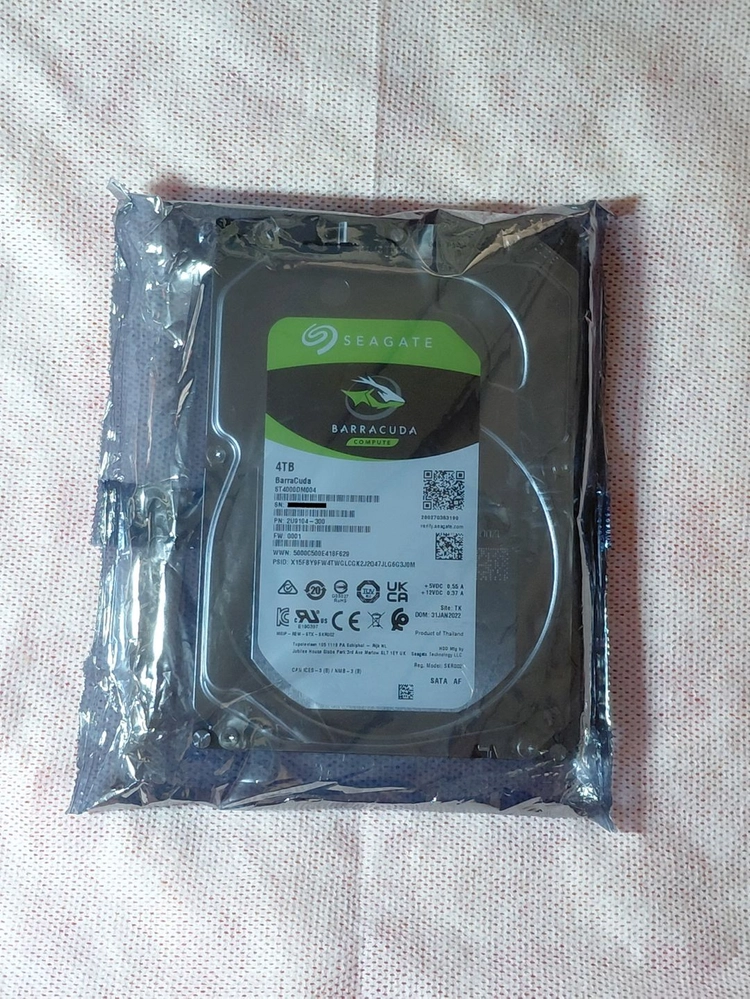 미개봉 씨게이트 바라쿠다 HDD 4TB 5400/256M 이미지