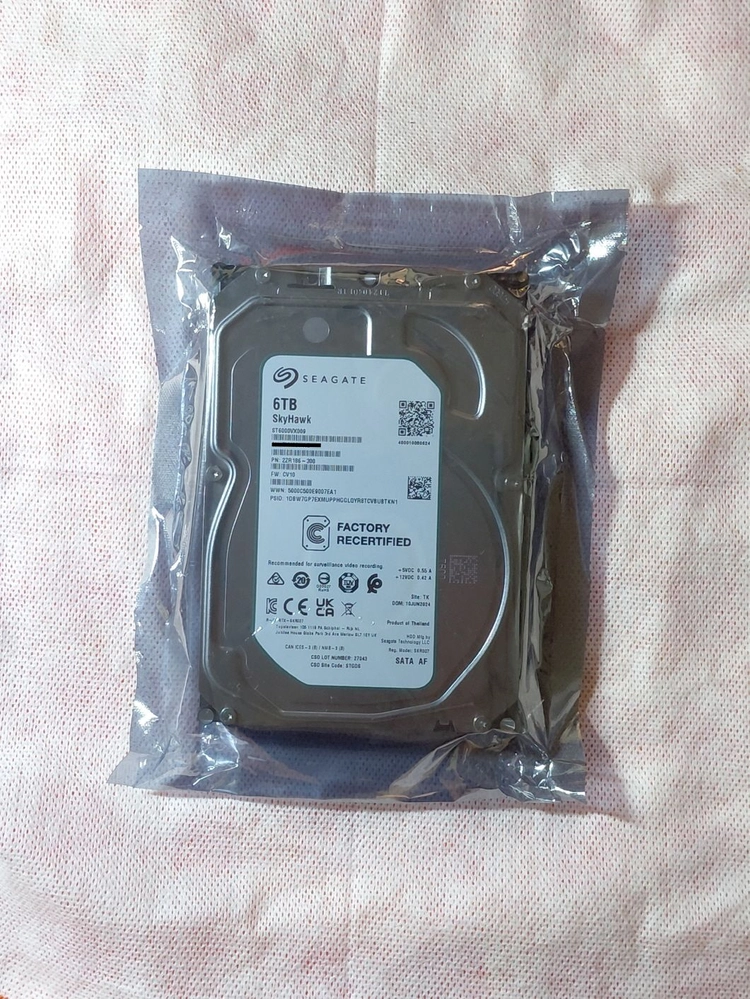 미개봉 Seagate SkyHawk HDD 6TB 5400/256M 이미지
