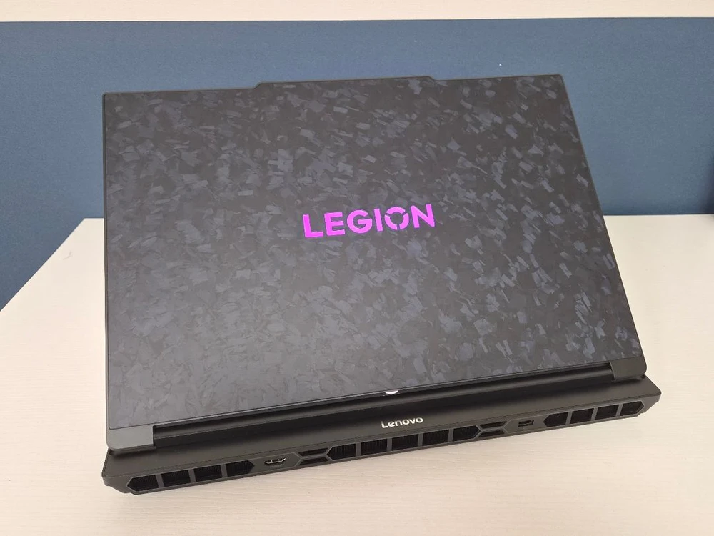 레노버 Legion 9 18IAX10 울트라9 RTX5090 64GB 2TB 고사양 3D 18인치 노트북 - 안심되는 중고거래
