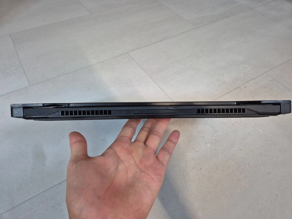 i7, 32gb, 2070, 1tb 게이밍노트북 팝니다. 이미지