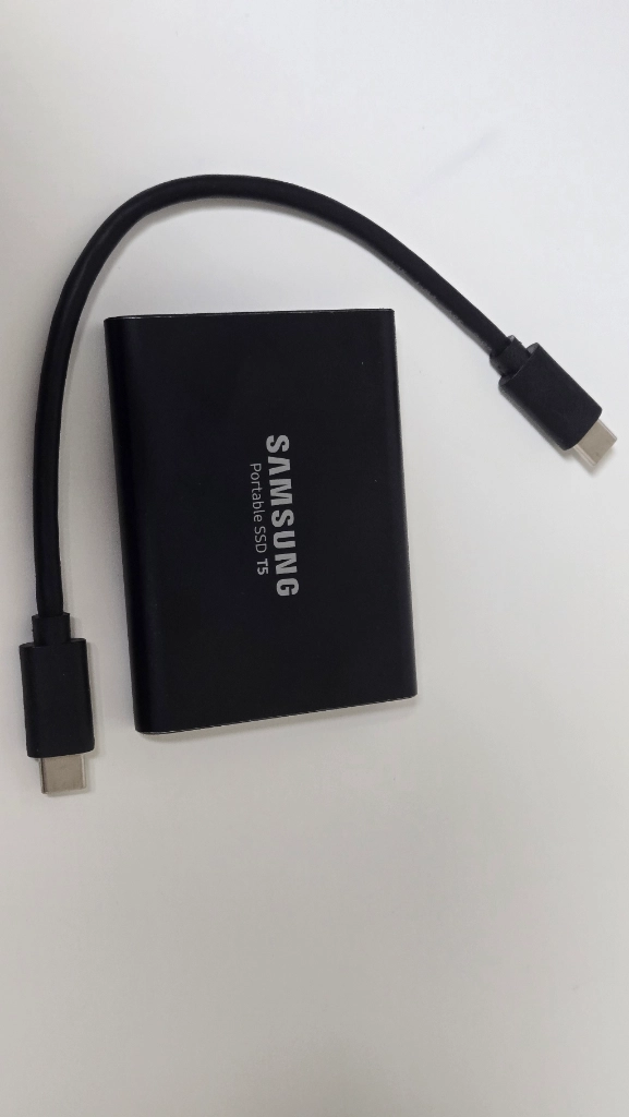 삼성T5 포터블 SSD 1TB 이미지