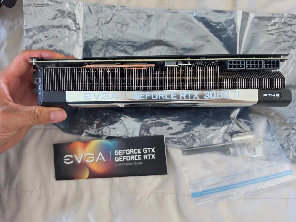 EVGA RTX 3080ti FTW3 ULTRA 이미지