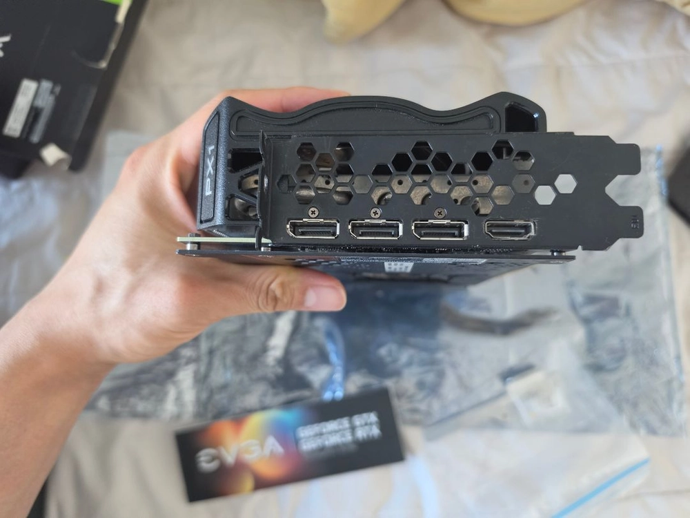 EVGA RTX 3080ti FTW3 ULTRA 이미지