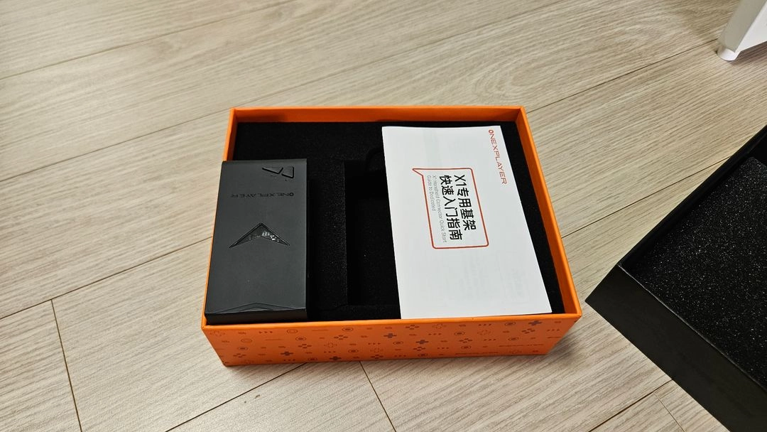 onexplayer x1 mini 8840u 32gb 1tb 판매합니다 이미지