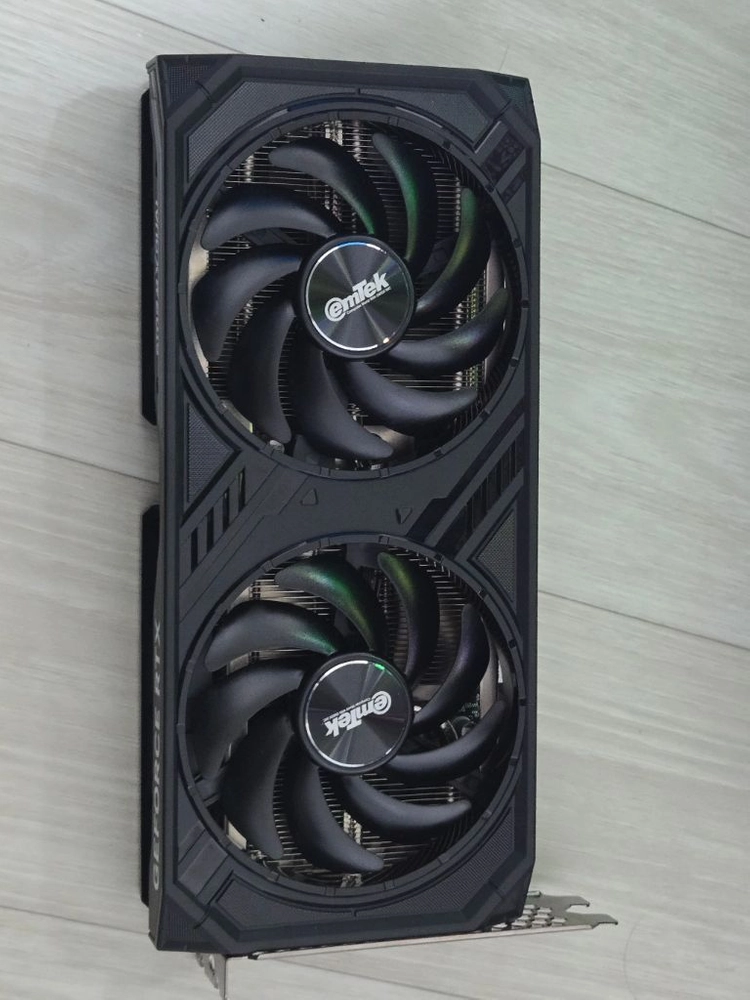 지포스 4060 ti 8gb 팔아요 이엠텍 4060ti 이미지