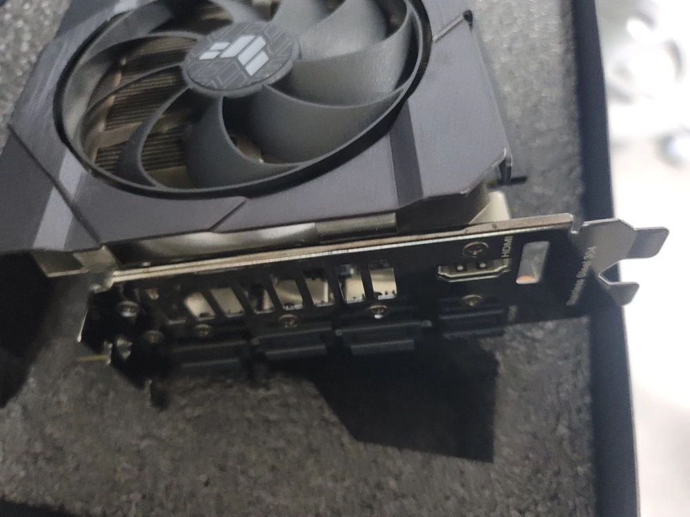 ASUS 터프 RTX 3080 10GB 그래픽카드 이미지