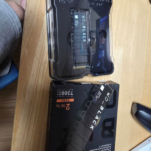 wd black sn850x2tb 방열판 판매합니다. 이미지