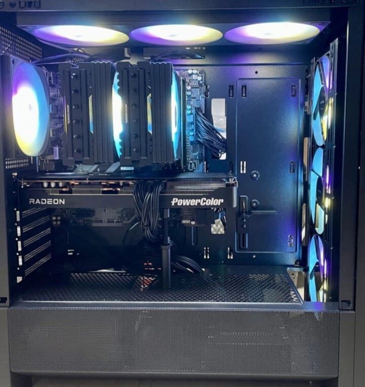 (새상품) 7800X3D 9070xt 게이밍 컴퓨터 본체 - 안심되는 중고거래