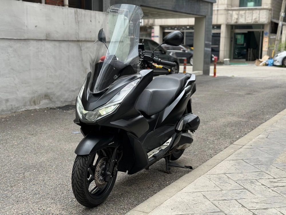혼다 PCX125 ABS 22년식 저렴하게 판매합니다. - 안심되는 중고거래