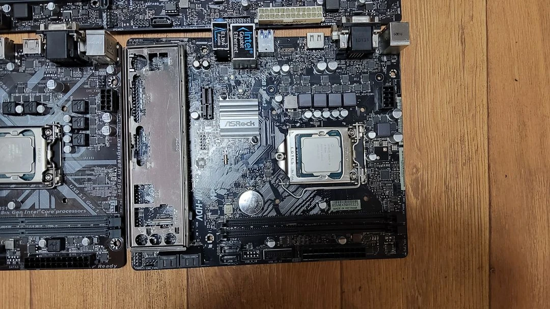컴퓨터 8세대 메인보드 H310+CPU i3 8100 4세트 일괄판매 이미지