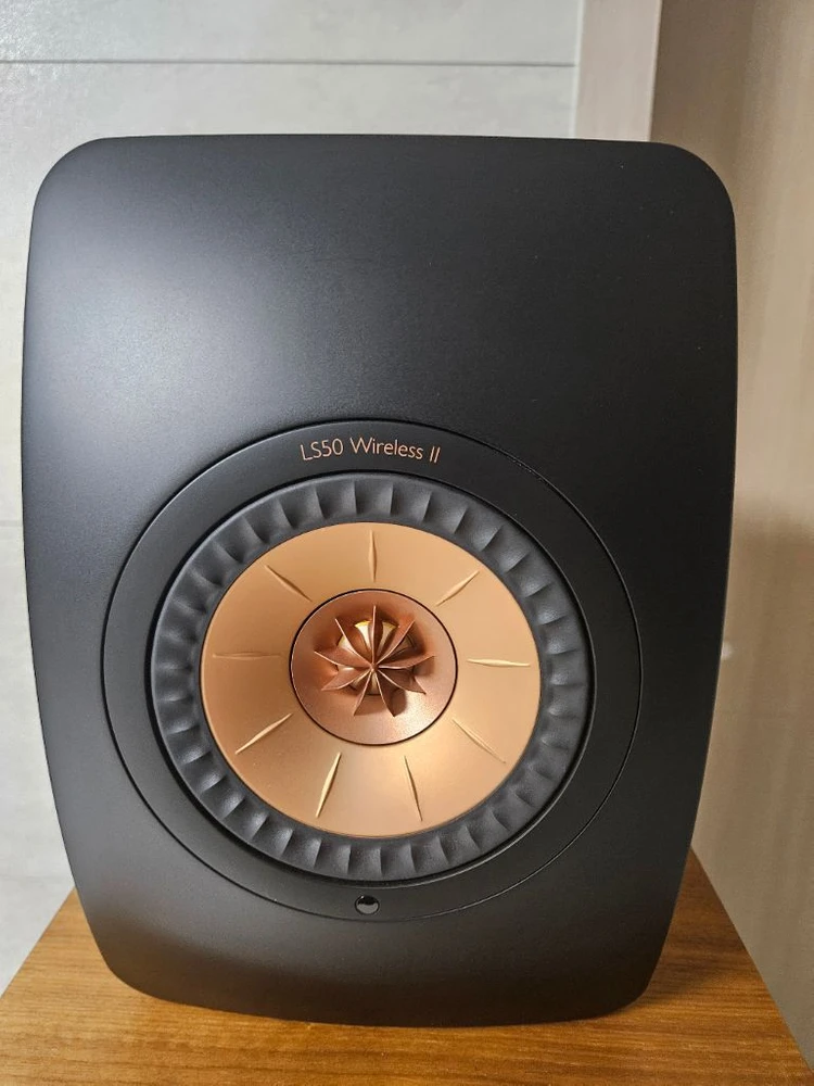 KEF LS50 Wireless II 스피커 블랙 풀박스 - 안심되는 중고거래