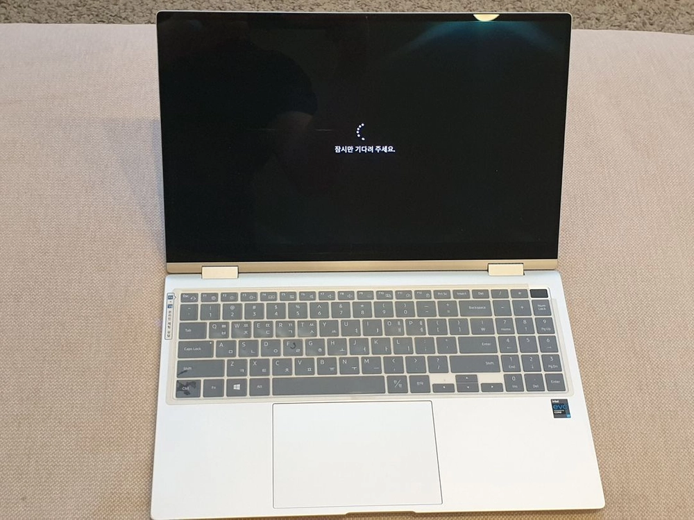 삼성 갤럭시북 프로360 i7 15인치 이미지