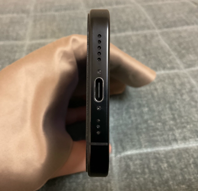 16프로 블랙티타늄 256GB 판매 및 교환 이미지