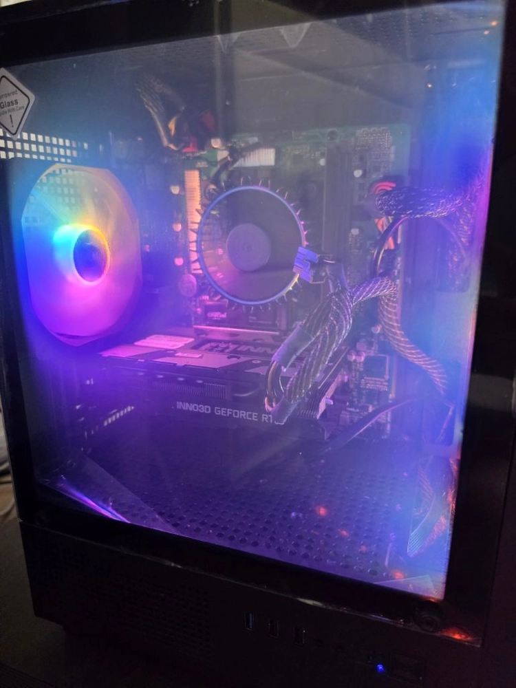 인텔 i5-12400+RTX 2060, DDR5 게이밍 컴퓨터 - 안심되는 중고거래