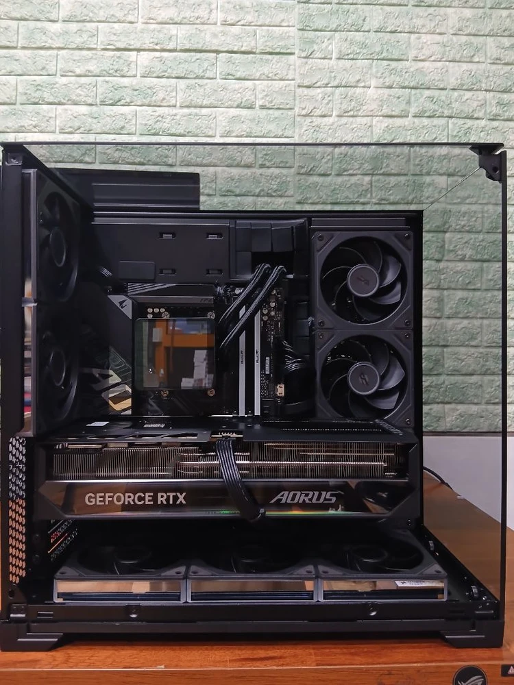 미사용 ) 9800X3D & RTX5080 어마 컴퓨터 PC 판매 이미지