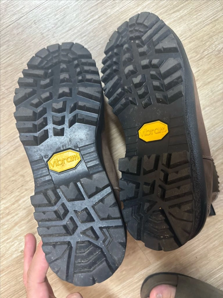 그라더스 첼시02 타우페 색상 이미지