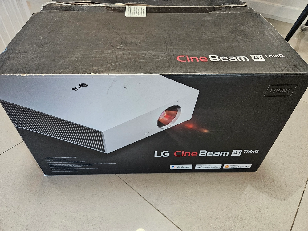 (실사용 14시간) LG 씨네빔 HU810PW 4K 빔프로젝터 이미지