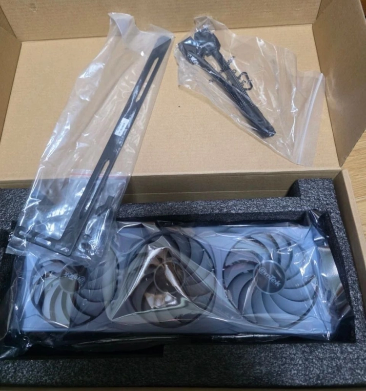 RTX 4070 Ti SUPER 그래픽카드 주말까지 이가격 이미지