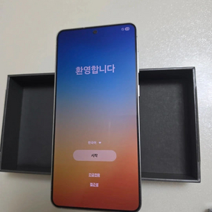 갤럭시 S25 엣지 256GB 티타늄 아이스블루 팝니다 이미지