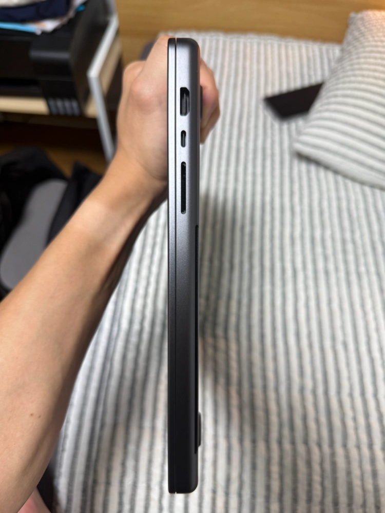 맥북프로 16 m4 pro 1tb 48gb 이미지
