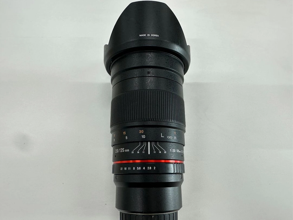 삼양 135mm F2.0 마이크로 포서드 마운트 렌즈 판매합니다 이미지