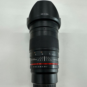 삼양 135mm F2.0 마이크로 포서드 마운트 렌즈 판매합니다 이미지