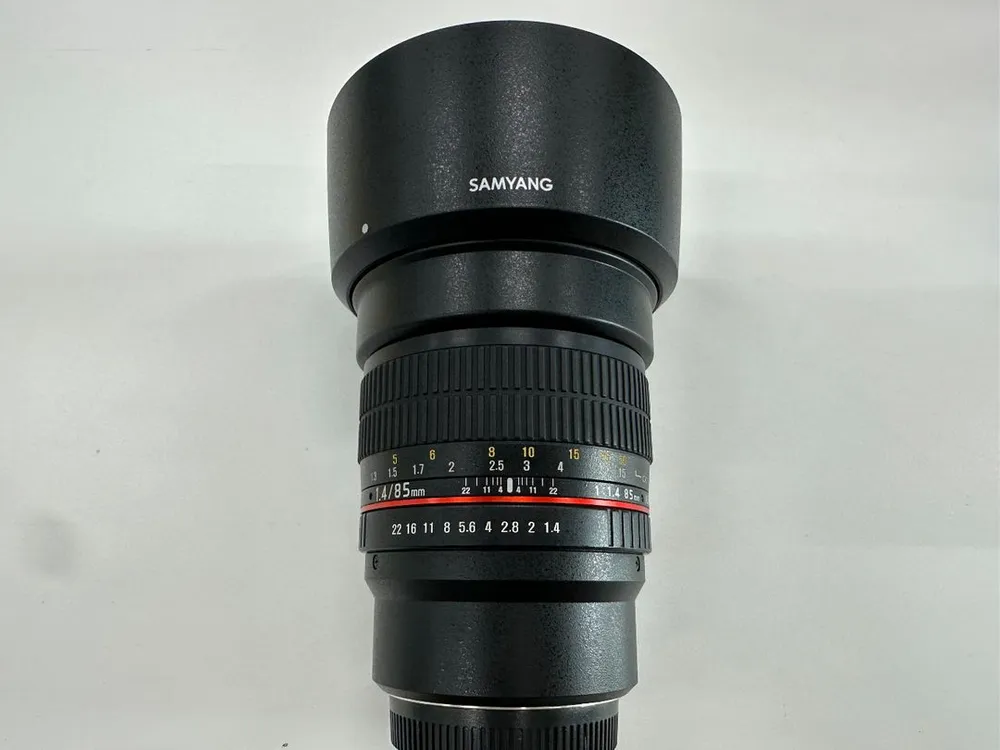 삼양 85mm F1.4 마이크로 포서드 마운트 렌즈 판매합니다 이미지
