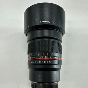 삼양 85mm F1.4 마이크로 포서드 마운트 렌즈 판매합니다 이미지