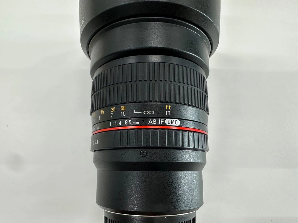 삼양 85mm F1.4 마이크로 포서드 마운트 렌즈 판매합니다 이미지