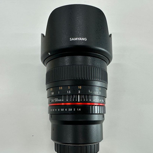 삼양 50mm F1.4 마이크로 포서드 마운트 렌즈 판매합니다 이미지