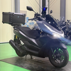 혼다 pcx125 25년식 1만키로 배달셋팅 스쿠터 저렴하게 판매합니다 이미지