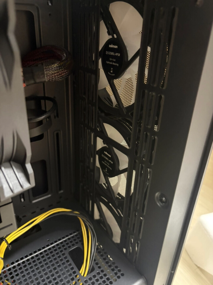 (새상품) 7500X3D 5060ti 게이밍 컴퓨터 본체 이미지