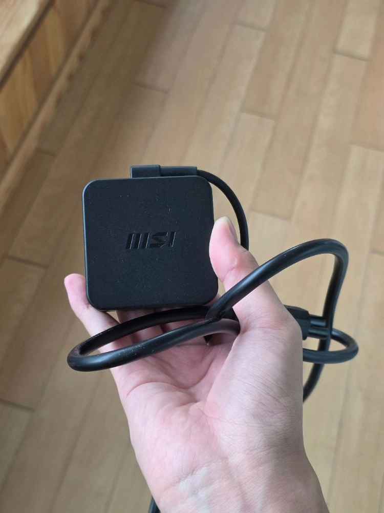 MSI 클로 A1M U5 풀구성 팝니다 이미지