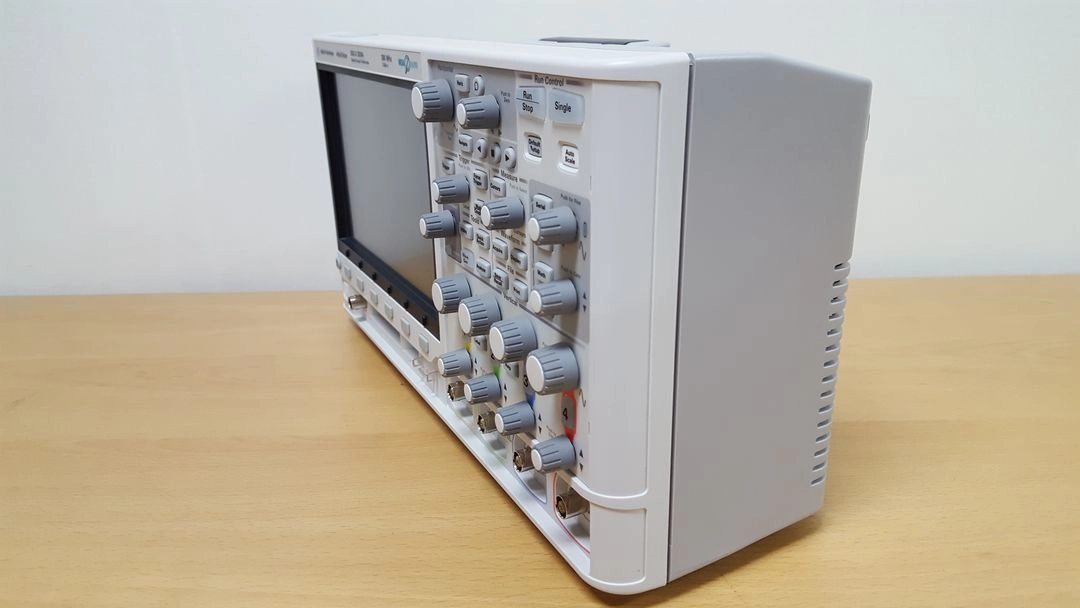 중고오실로스코프 애질런트 DSOX2024A 200MHz 4ch 판매 이미지