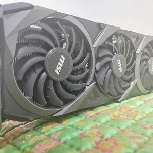 MSI 지포스 RTX 3070 벤투스 3X OC 고사양 그래픽카드입니다. 3개의 팬으로 강력한 쿨링 전주시 이미지