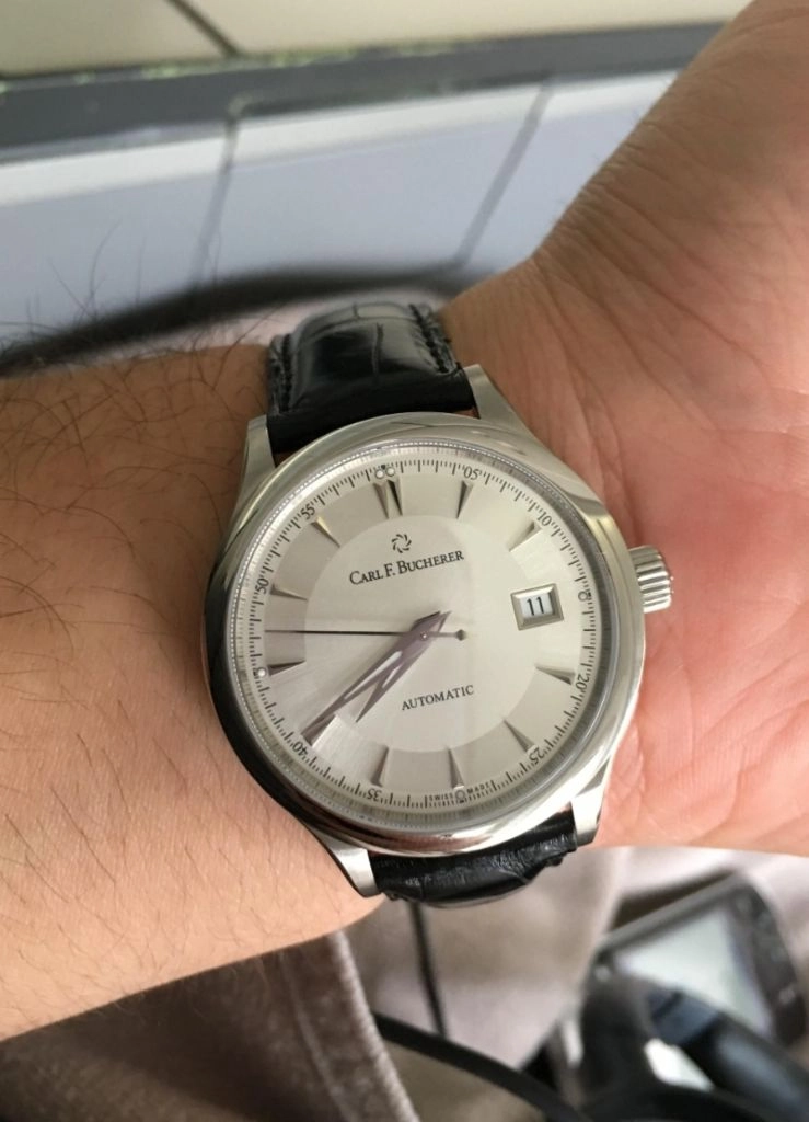 Carl F. BUCHERER MANERO 구입원합니다. 이미지