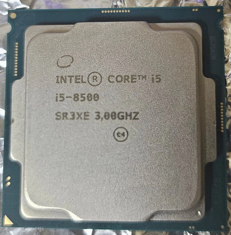 Intel i5 - 8500 CPU 단품 판매합니다. 이미지